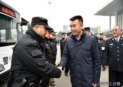 刘超市长视察指导社会治安防控体系建设工作